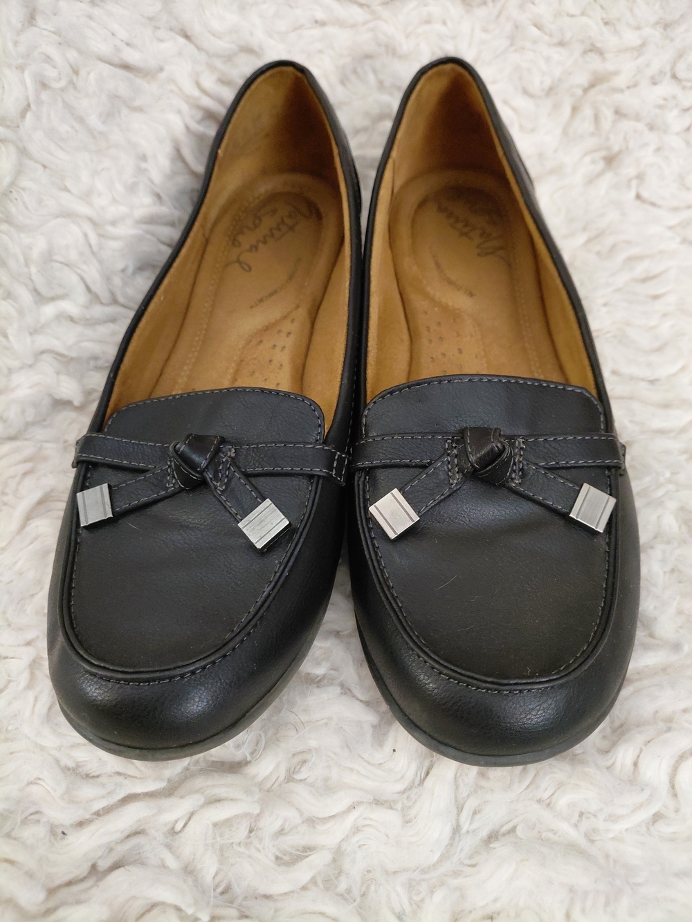 SOUL Naturalizer Women's Black Slip-On Loafers with Knotted Strap